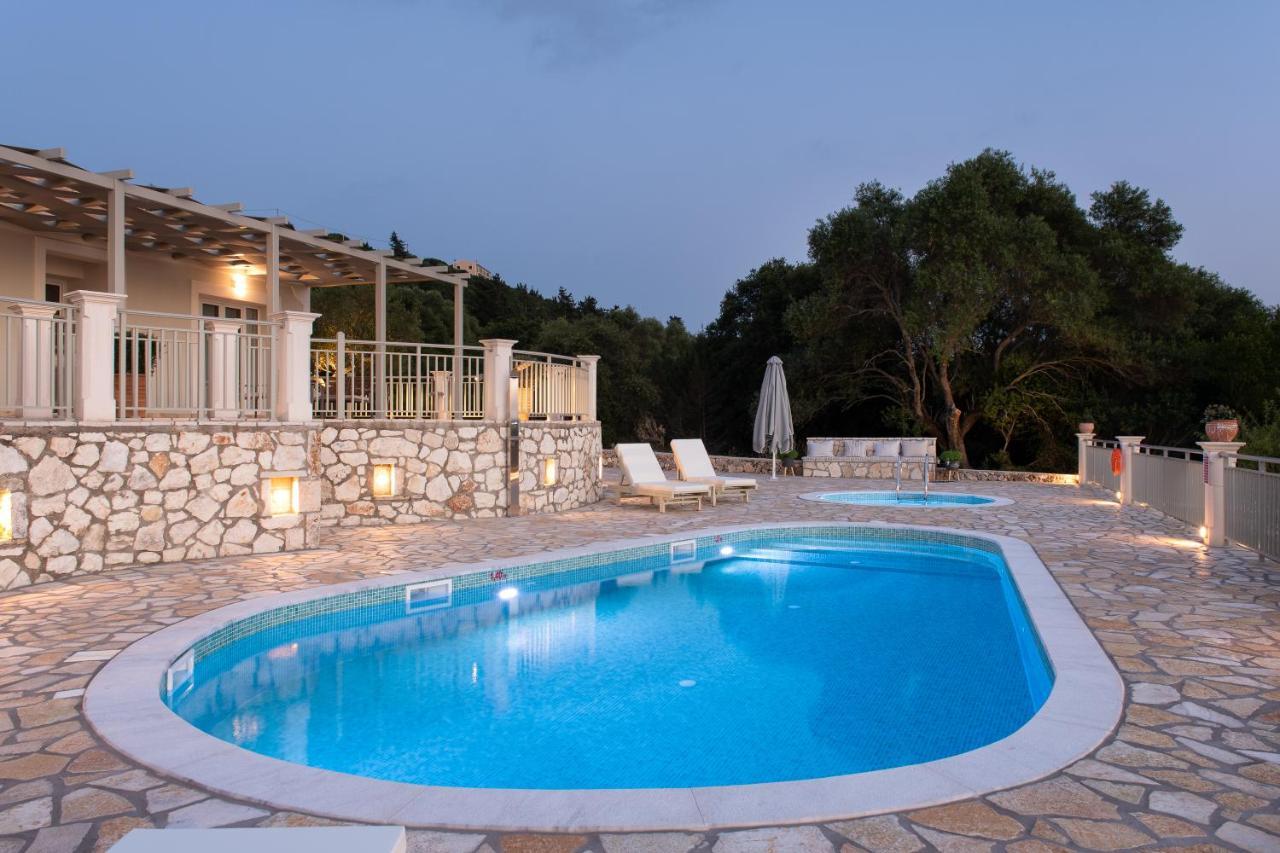 Villa Ionian Mansion à Antipata Extérieur photo
