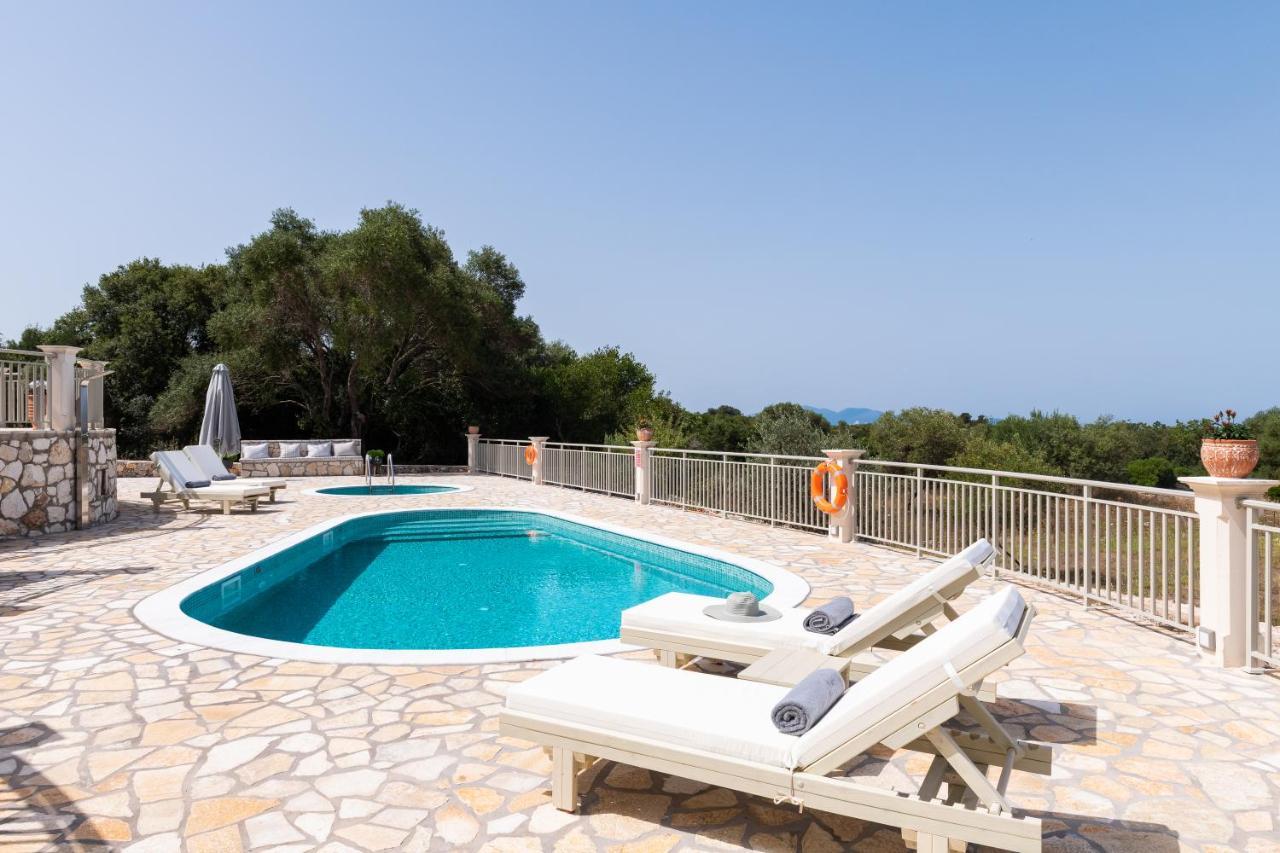Villa Ionian Mansion à Antipata Extérieur photo
